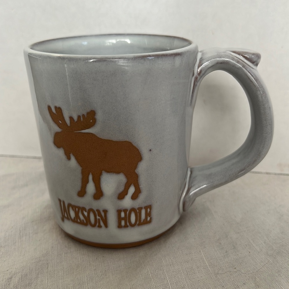 Jackson Hole souvenir mug. Good looking and sturdy. No damage anywhere.